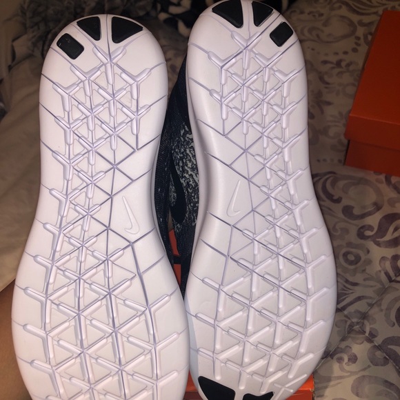 Nike Free Run Print - Picture 3 of 3